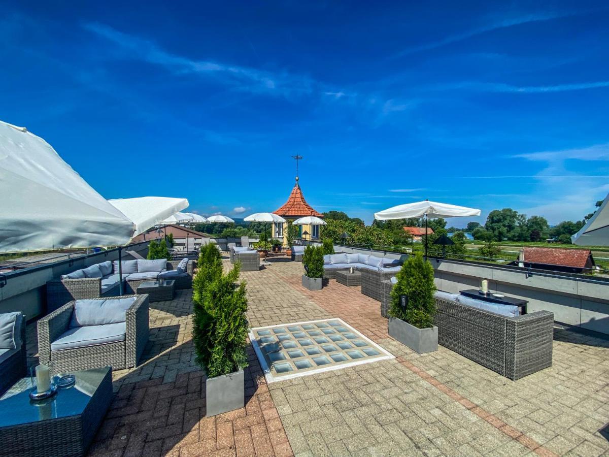Trompeterschloessle Hotel & Residence 泰格维伦 外观 照片